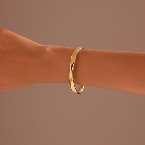 BE & CHEERY Gold Bangle Bracelet for Women, 14k Gold Plated Open Bangle, Stackable Stainless Steel Cuff Bracelets, Chunky Fashion Jewelry for Women, Trendy Elegant Design Bangle as Gifts - style: Folded surface