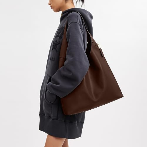 COACH Brooklyn Shoulder Bag 39 - color: B4/Maple