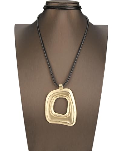 JAOYU Bohemian Necklaces for Women Leather Necklace Wood Pendant Choker Long Brown Necklace Chunky Circle Boho Hippie Jewelry - style: Big Pendant Necklace