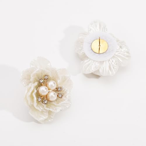 Shell Flower Pearl Stud Earrings Necklace for Women Boho Statement Acrylic White Camellia Seashell Flowers Floral Chic Earrings for Wedding Bridal Christmas Party Holiday Trendy Jewelry