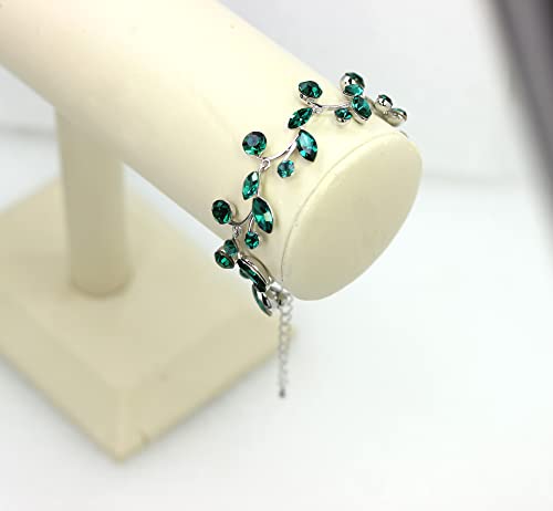 Faship Gorgeous Rhinestone Crystal Floral Necklace Earrings Set - color: Green / Matching Bracelet