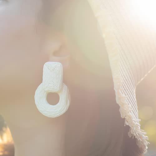 Statement Raffia Earrings Cute Boho Earrings Rattan Dangle Earrings Handmade Straw Wrap Earrings Summer Drop Dangling Earrings for Women Teen Girls - color: White