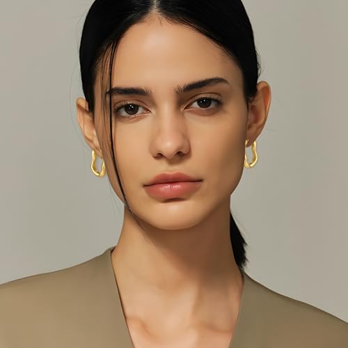 Chunky Hoop Earrings for Women Thick Minimalist Geometric Huggie Hoop Earrings Dainty Thick Y2K Preppy Earrings - style: irregular wave