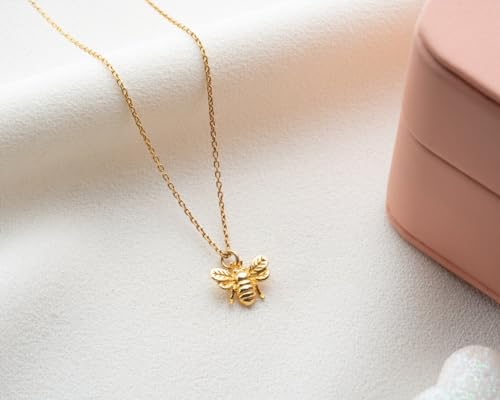 LLWOM Gold Necklace for Women-14k Gold Plated Infinity Necklace Star Of David Necklace Evil Eye Cross Pendants Heart Dainty Gold Necklace For Women - color: Gold, style: Bee Necklace