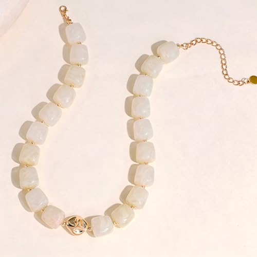 Colorful Chunky Necklaces for Women Multicolored Large Square Acrylic Beads Necklace Trendy Bold Statement Beaded Necklace Summer Vacation Choker Jewelry - color: White