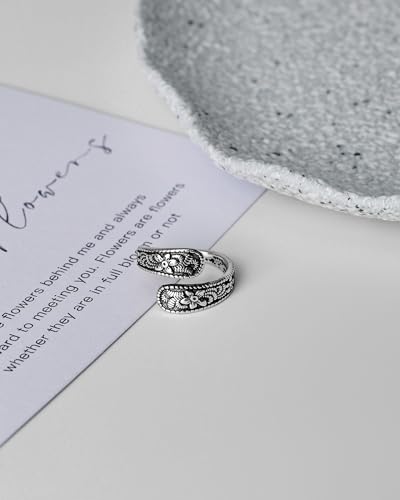 Vintage 14K Gold Plated and Silver Spoon Ring – Adjustable Ring with Carving Design for Women, Unique Boho Open Ring for Gift - color: Silver & Black