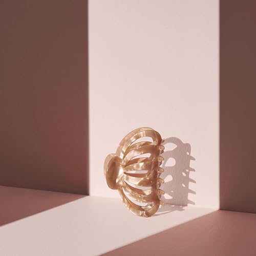 Jellyfish Marble Claw Clip - Latte - color: Latte Marble