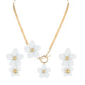 WCRAZYE Gold Flower Earrings Necklace Set for Women Boho Summer Daisy Floral Statement Earrings Brides Wedding Guest Dresses Jewelry - color: White