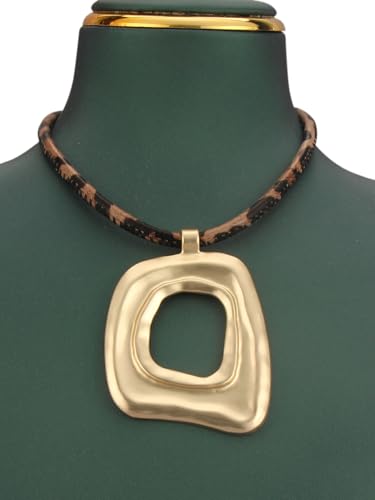 JAOYU Bohemian Necklaces for Women Leather Necklace Wood Pendant Choker Long Brown Necklace Chunky Circle Boho Hippie Jewelry - style: Boho Style Choker