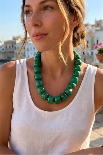 Multi-Color Chunky Beaded Necklace for Women, Vibrant Acrylic Candy Bead Choker Necklace with Adjustable Stainless Steel Clasp, Summer Statement Jewelry for Festivals - color: Green