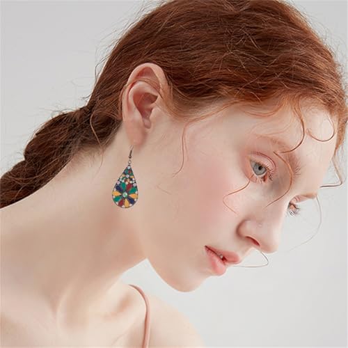 coadipress Bohemian Flower Teardrop Earrings for Women Trendy Vintage Colorful Hollow Out Flower Floral Dangle Earrings Bohemian Handmade Ethnic Statement Jewelry - color: Green Red