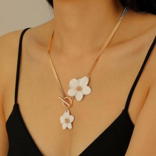 WCRAZYE Gold Flower Earrings Necklace Set for Women Boho Summer Daisy Floral Statement Earrings Brides Wedding Guest Dresses Jewelry - color: White
