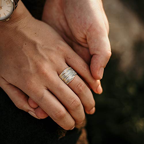Mytys 2 Tone Intertwined Crossover Statement Ring Fashion Chunky Band Rings for Women Wide Index Finger Rings Costume Jewelry - color: Gold and silver