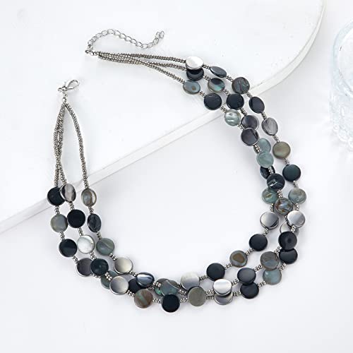 Noessla Layered Beaded Chunky Necklace for Women Boho Two-color Shell Statement Necklace Fashion Collar Costume Jewelry Gifts for Mum - color: Black