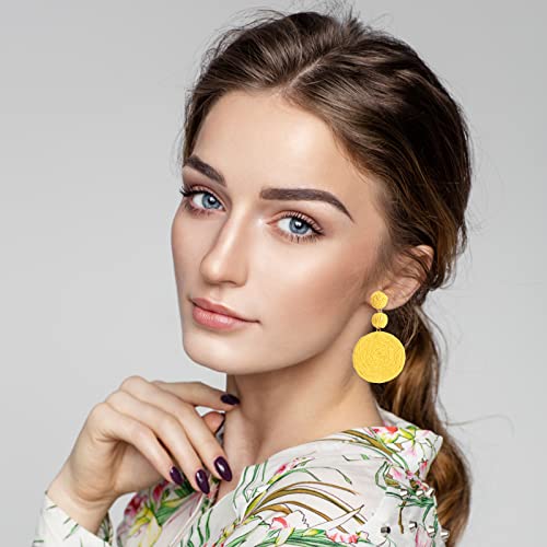 Boho Raffia Ball Earrings for Women, Handmade Statement Drop Earrings Straw Dangle Earrings Beach Vacation Jewelry - color: Yellow