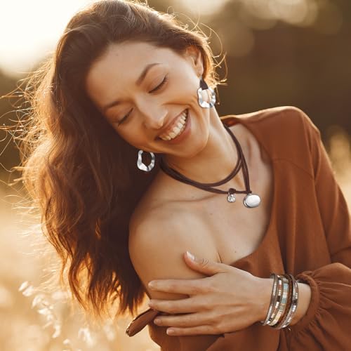 Inbagi 3 Pcs Western Jewelry for Women Bohemian Turquoise Jewelry Set Women Country Pendant Long Choker Layered Bracelets Earrings - color: Silver, style: Rustic