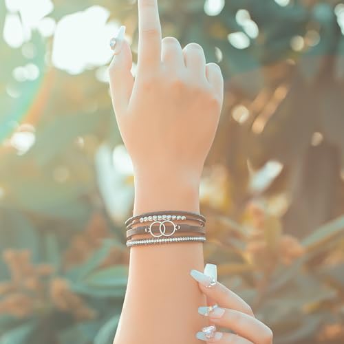FANCY SHINY Boho Leather Wrap Bracelet Stackable Infinity Chunky Cuff Bracelets Western Hippie Outfits Jewelry Valentine Gifts for Women - color: Black