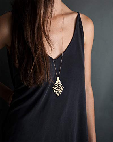ARATLENCH Acrylic Pendant necklace Earrings – Long Statement Leaf Charm Necklace Tortoise Resin Palm Leaf Earrings Fashion Necklaces Earrings for Women - color: leopard