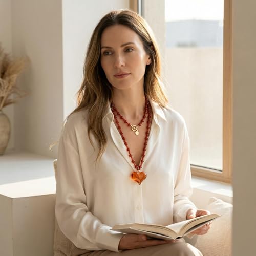 Coiris Chunky Heart Necklace for Women Statement Beaded Pendant Boho Christmas Necklace Gifts for Women - color: Amber, size: Long