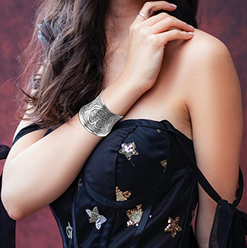 SONNYX 2 PCS Cuff Bracelets for Women Vintage Ethnic Wide Open Chunky Gold Silver Wrist Cuff Warp Bracelets for Cosplay or Belly Dance - color: SILVER 2