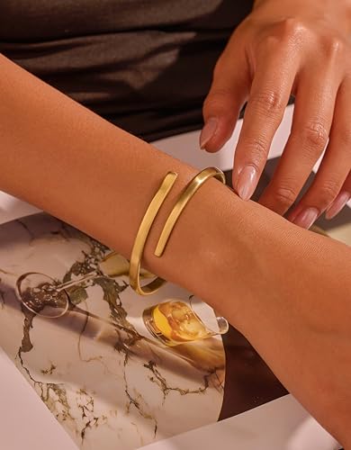 BE & CHEERY Gold Bangle Bracelet for Women, 14k Gold Plated Open Bangle, Stackable Stainless Steel Cuff Bracelets, Chunky Fashion Jewelry for Women, Trendy Elegant Design Bangle as Gifts - style: Crossover