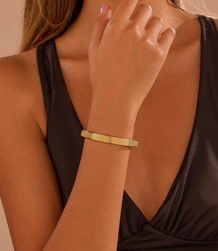 BE & CHEERY Gold Bangle Bracelet for Women, 14k Gold Plated Open Bangle, Stackable Stainless Steel Cuff Bracelets, Chunky Fashion Jewelry for Women, Trendy Elegant Design Bangle as Gifts - style: Textured