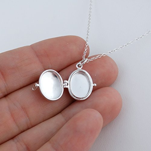 FashionJunkie4Life Sterling Silver Oval Locket Necklaces for Women, 18" Cable Chain - style: Hammered