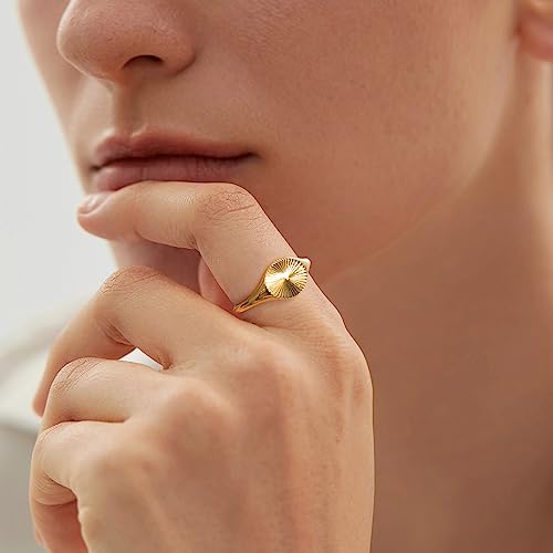 YeGieonr Non Tarnish Gold Rings for Women, Waterproof Gold Signet Ring, 18K Gold Plated Stackable Rings for Everyday Wear - color: Sunburst