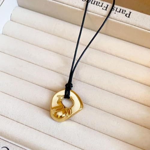 Frodete Statement Necklace for Women Chunky Gold Necklaces Long Pendant Necklace Boho Necklaces Gold Pendant Jewelry Cowboy Chic Style Cowgirl Outfit - color: Z10:Gold Pendant Necklace