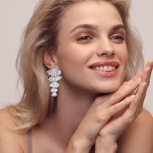 Gold/Silver Shell Dangle Earrings for Women Seashell Drop Dangle Earrings Ocean Beach Earrings Summer Jewelry - color: Silver