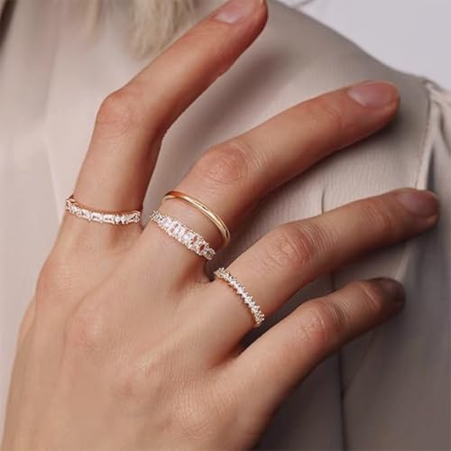 GAUEIOUR 4 Pcs Gold Rings for Women 14K Gold Plated Stacking Copper Rings Set Cubic Zirconia Knuckle Finger Statement Ring Shiny Zircon Ring Jewelry Gifts for Ladies (Size 7)