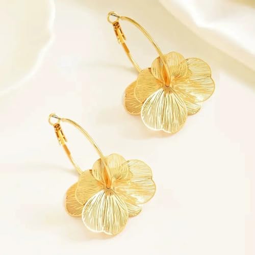 Dainty Gold Boho Textured Flower Hoop Earring for Women, Statement Unique Ginkgo Leaf Floral Petal Drop Dangle Earrings Vintage Party Holiday Jewelry