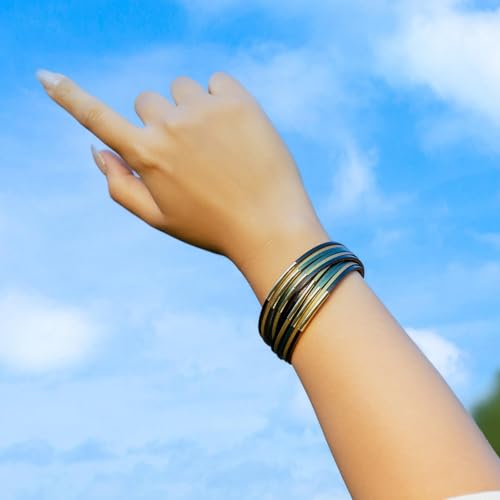 FANCY SHINY Boho Leather Bangle Bracelets Stackable Noodle Tube Bracelets Layered Wrap Cuff Bracelets with Magnetic Clasp - color: Green