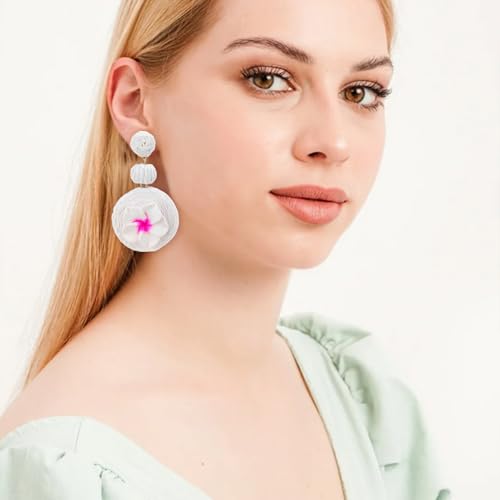 Boho Raffia Ball Earrings for Women, Handmade Statement Drop Earrings Straw Dangle Earrings Beach Vacation Jewelry - color: White flowers