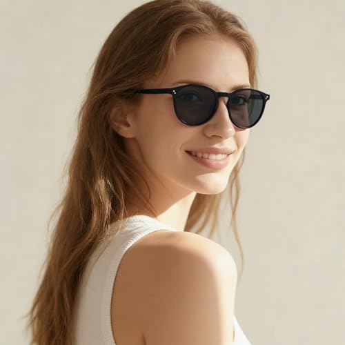 Round Sunglasses for Women Men, Trendy Round Shades Sun Glasses, Retro UV400 Protection - color: Black