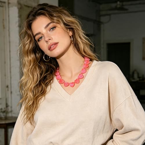 YUJIE Amber Acrylic Heart Choker Necklace for Women Vintage Punk Chunky Necklace Trendy Fashion Accessory - color: pink