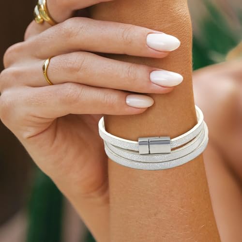 Long tiantian Leather Wrap Bracelet for Men Vintage Brown Leather Cuff Bracelet Adjustable Minimalist Western Style Wristband Casual Fashion Jewelry Gift for Him - color: white