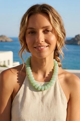 Multi-Color Chunky Beaded Necklace for Women, Vibrant Acrylic Candy Bead Choker Necklace with Adjustable Stainless Steel Clasp, Summer Statement Jewelry for Festivals - color: Light Green
