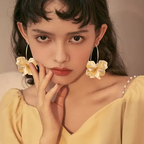 Exaggerated Bohemian Resin Rose Flower Petal Dangle Drop Earrings Long Acrylic Tiered Floral Tassel Earring for Women - color: Champagne