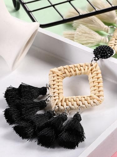 meekoo 2 Pairs Rattan Tassel Earrings for Women Bohemian Woven Earrings Summer Beach Jewelry Gifts(Black and White)