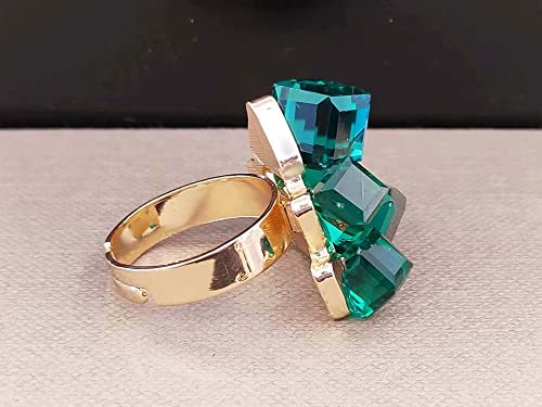 Hebelee Boho Square Crystal Statement Ring for Women Gold-Toned Adjustable Expandable Promise Engagement Geometric Rings Comfort Fit Elegant Art Deco Birthday Christmas Cocktail Party Y2K Jewelry - color: Green