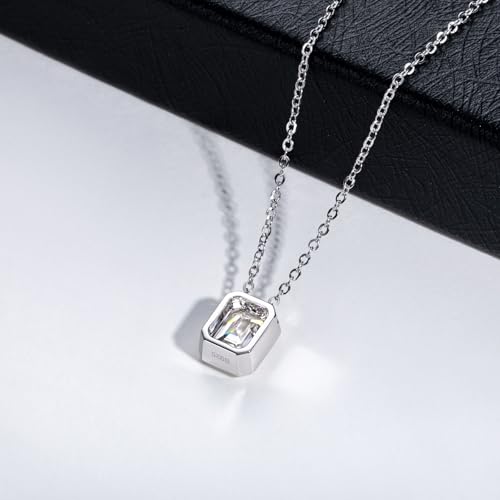Moissanite 0.5-3ct Necklaces 18K White Gold Plated 925 Sterling Silver Bezel Set Round Cut D Color VVS1 Lab Created Diamond Solitaire Pendant Necklace for Women Men GRA Certified - style: Bezel Set Emerald Cut