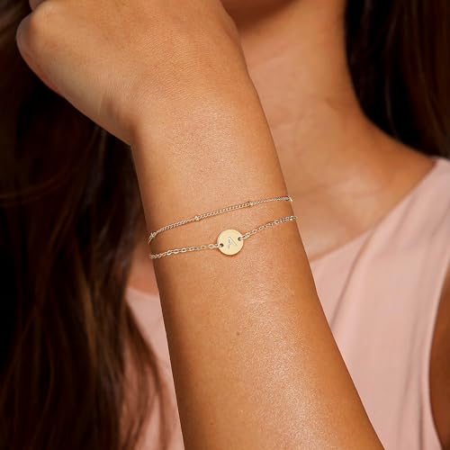 MONOZO Gold Initial Bracelets for Women Girls Jewelry Gifts Trendy - Dainty 18K Gold Plated Disc Monogram Letter A-Z Initial Bracelets for Women Girls Teens Personalized Letter Bracelet Birthday Gifts - color: Gold, style: K