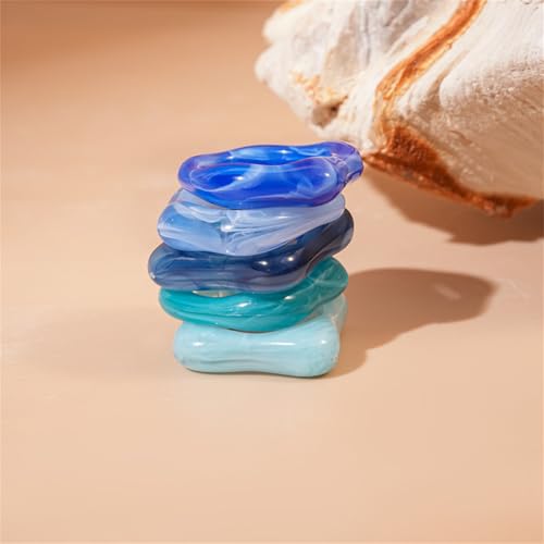 GYRMMUE Vintage Chunky Resin Ring Set for Women,Multicolor Acrylic Stackable Rings Irregular Plastic Knuckle Ring Set Y2k Aesthetic Statement Midi Rings Thick Dome Finger Jewelry - color: Blue