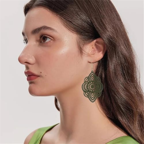 Bohemian Wood Earrings Natural Retro Lightweight Hollow Pattern Geometric Wooden Dangle Drop Earrings Statement Vintage Jewelry - color: Light Green Earring