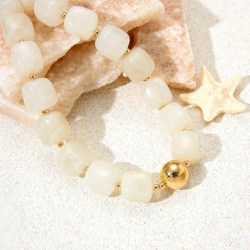 Chunky Colorful Beaded Necklaces for Women Big Bead Boho Choker Necklace Trendy Heart Statement Necklace Summer Beach Jewelry Mothers Day Gifts for Mom Daughter - color: Square White Choker