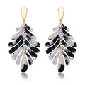 ARATLENCH Acrylic Pendant necklace Earrings – Long Statement Leaf Charm Necklace Tortoise Resin Palm Leaf Earrings Fashion Necklaces Earrings for Women - color: white black earrings