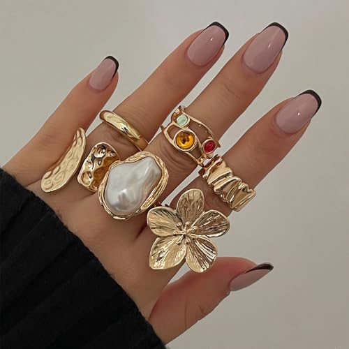 Chunky Gold Rings for Women Non Tarnish Statement Flower Ring Baroque Pearl Stackable Rings Set 6Pcs Chunky Jewelry - color: Gold