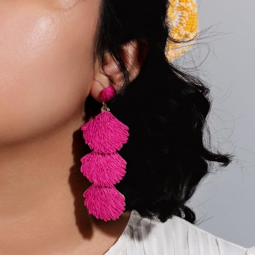 Boho Raffia Earrings Starfish Shell Seashell Dangle Drop Earrings Cute Statemnet Trendy Jewelry Summer Beach Outfits for Women - color: Hot Pink, size: Shell