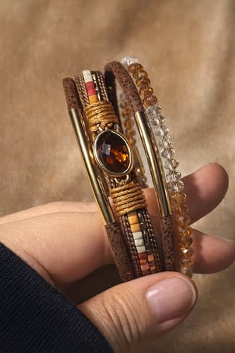 Boho Layered Bracelet for Women – Green Crystal Beaded Wrap Bracelet with Gold Clasp, Multi-Strand Hypoallergenic Statement Jewelry - color: Brown Amber
